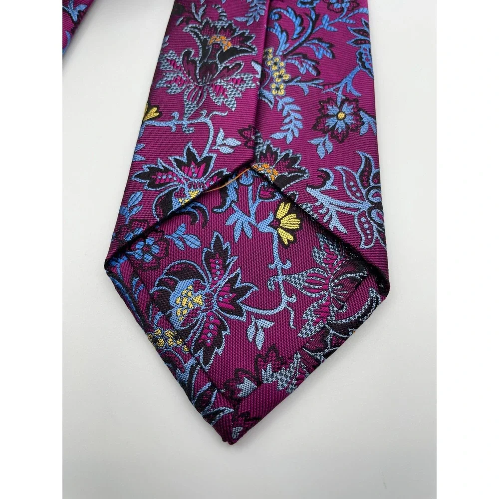 Jos A Bank Reserve Collection Silk Tie Magenta Blue Floral Paisley Made in Italy - Picture 4 of 4